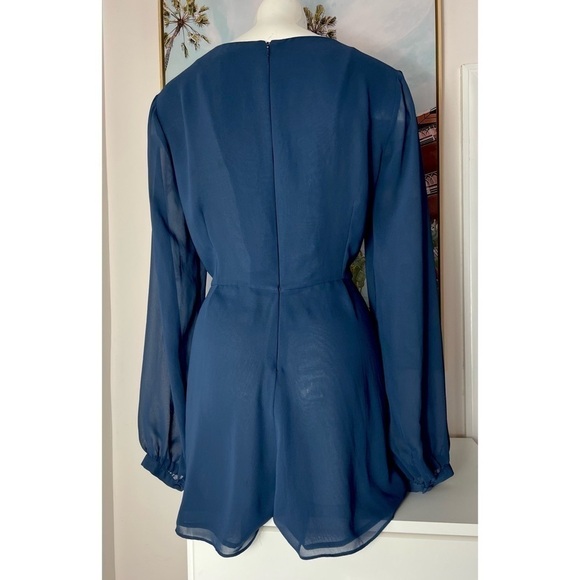 Topshop Navy Blue Chiffon Pleated Front Flowy Playsuit Romper Size 12 Large - Picture 4 of 4
